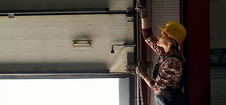 Addressing Common Garage Door Stoppage Issues in Fort Worth, TX